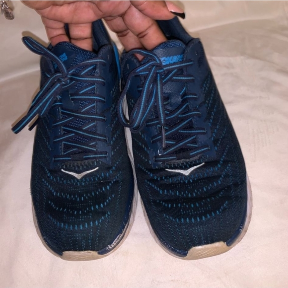 Preloved Men's size 8.5 Hoka shoes - Picture 2 of 5